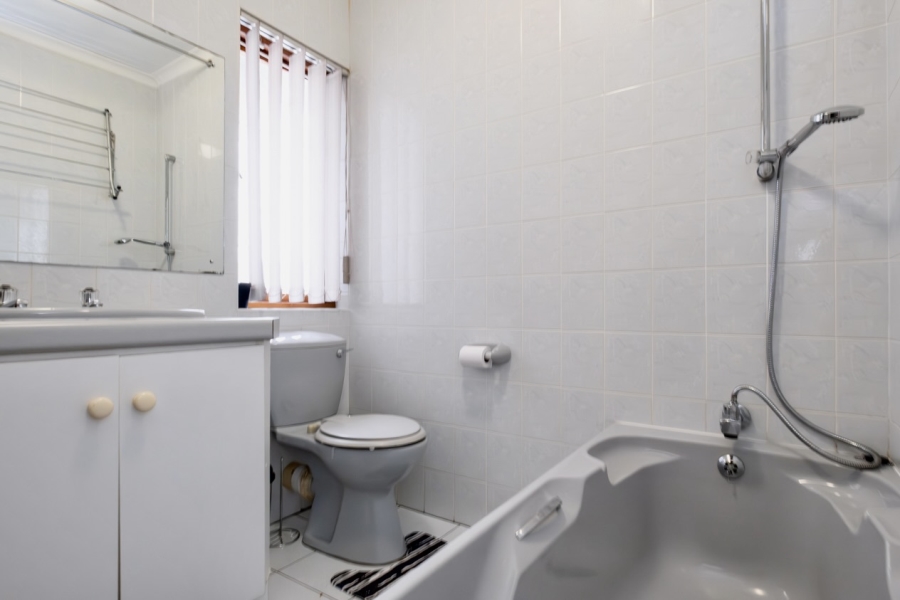 2 Bedroom Property for Sale in King George Park Western Cape